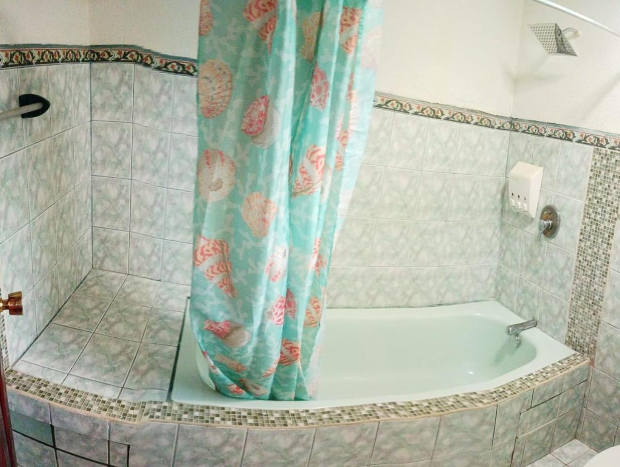 Hotel La Diosa Cahuita Eksteriør bilde