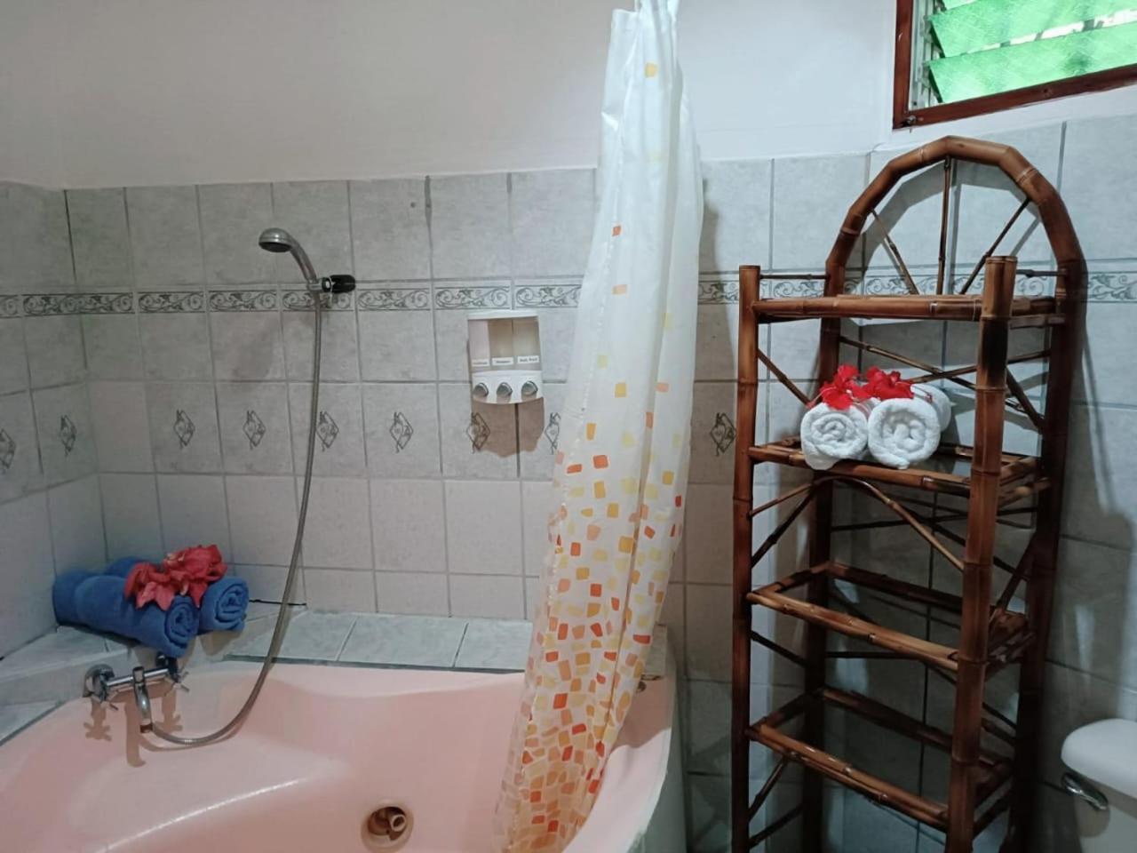 Hotel La Diosa Cahuita Eksteriør bilde